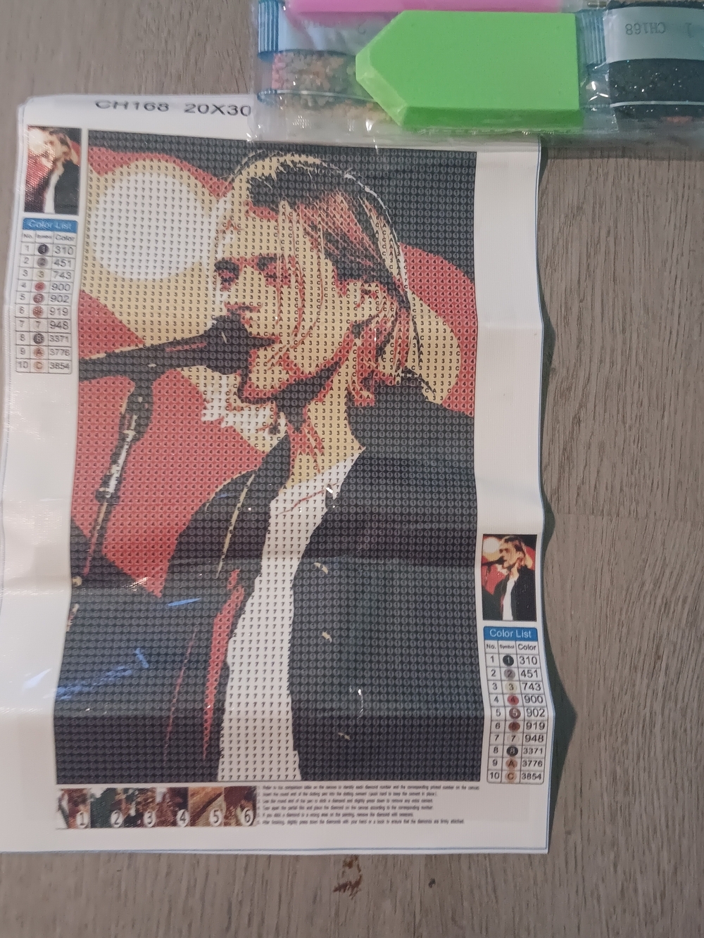 Diamond Art Canvas - Kurt Cobain Portrait in Red, Black, Cream 20x30